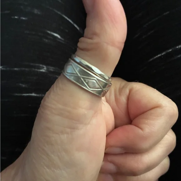 Jewelry show rings! - Picture 1 of 1